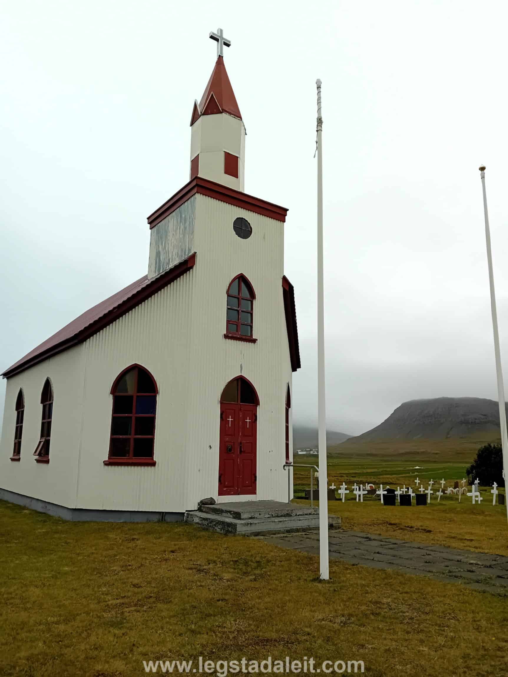 Staðarhólskirkjugarður-20230907_144706