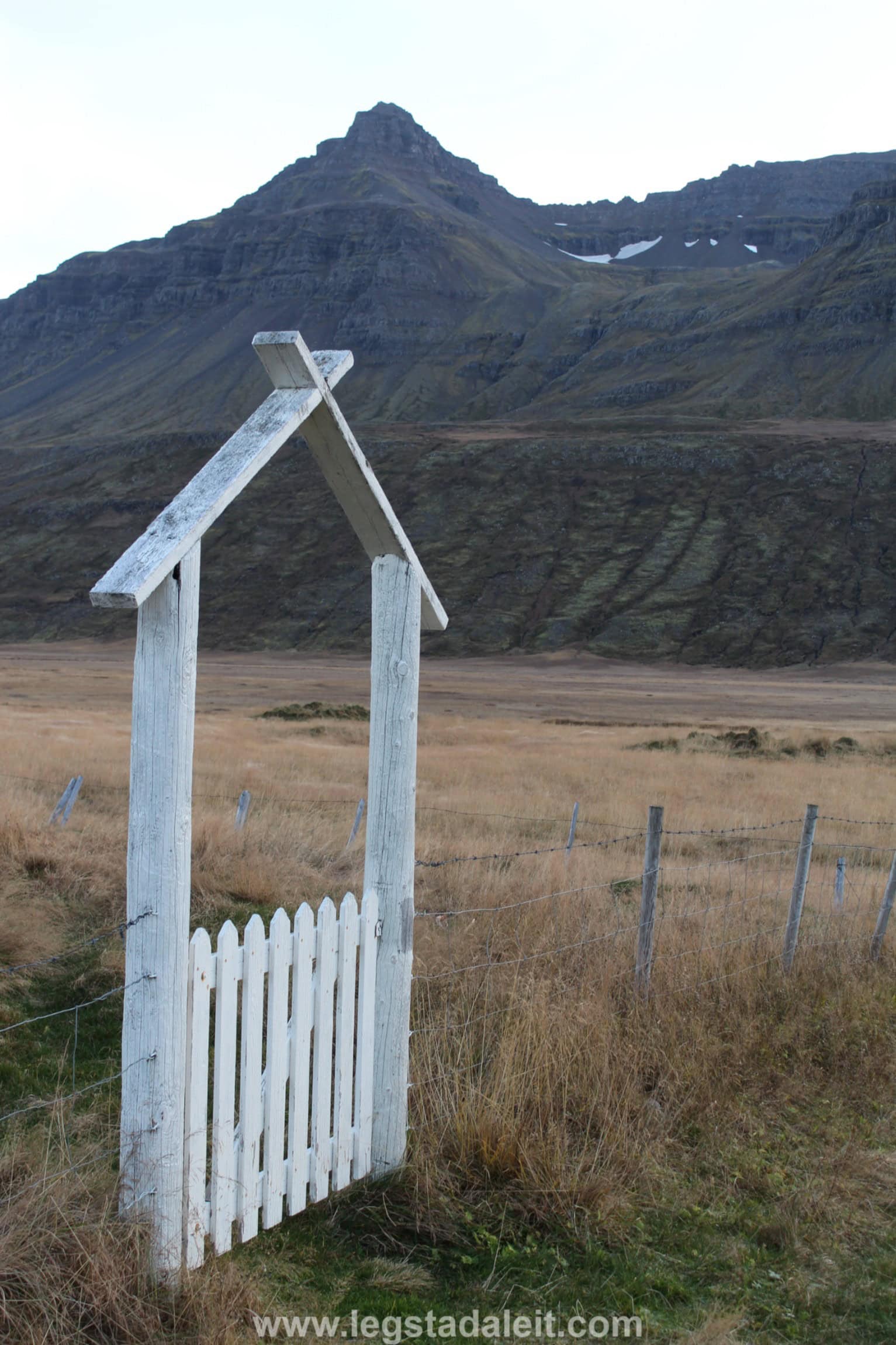 Klyppsstaðarkirkjugarður-IMG_8195