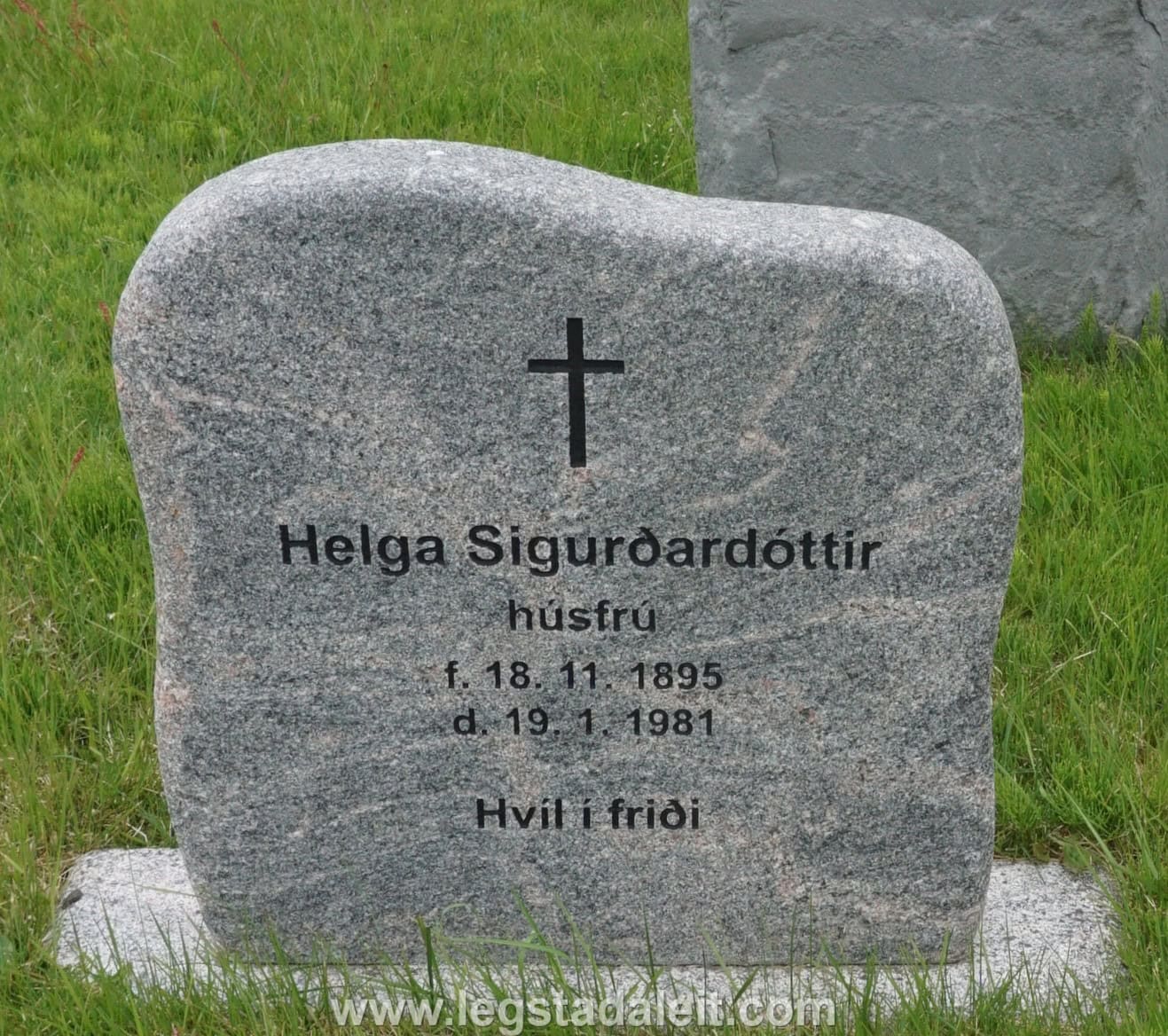 hnifsdalskirkjugardur-DSC00853