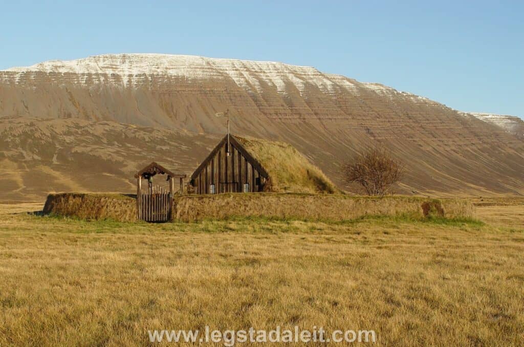 Grafarkirkjugarður á Höfðaströnd - Mynd: Sigurður Ægisson